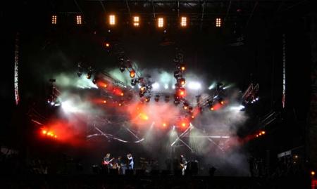 Nous ivoilas sur sc�ne toujour le m 600 ; )