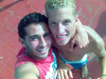 re nous voila lol des fouuuuuuuuuuuuuuuuuuuuuu w� mai avec une grand amitie