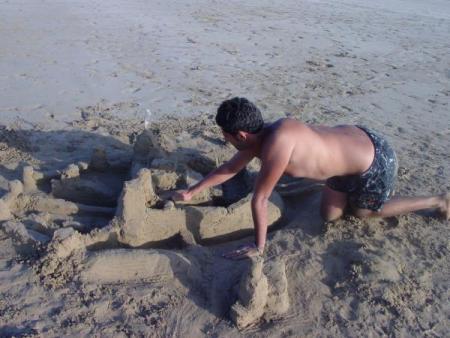 me ..entr1 de constr8r un palais