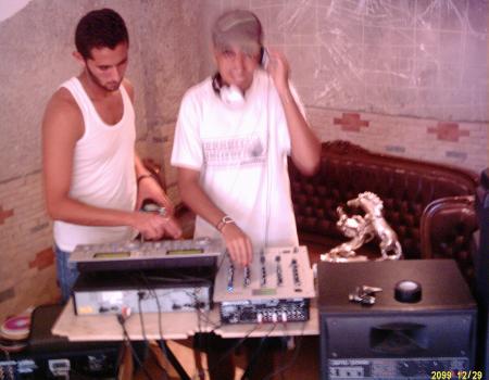 dj colt avec sn ami mounim