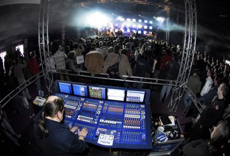 WOW TRO COOL  UN EVENEMENT UNE SOIREE TOUT..